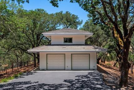 A Private Wine Country Estate in Shiloh Estates - Santa Rosa, California