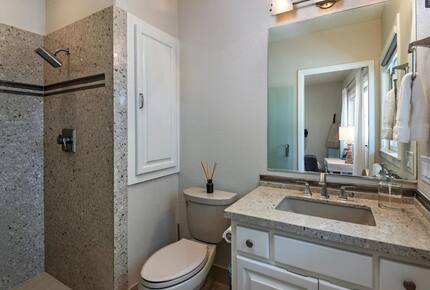 A Private Wine Country Estate in Shiloh Estates - Santa Rosa, California