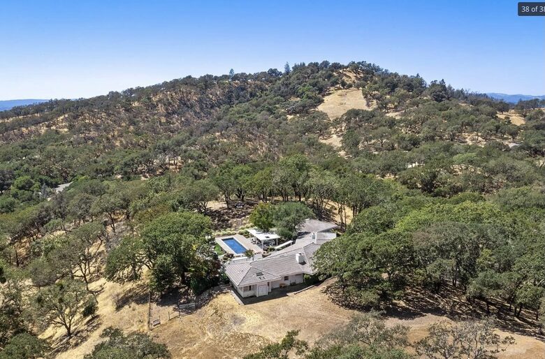 A Private Wine Country Estate in Shiloh Estates - Santa Rosa, California