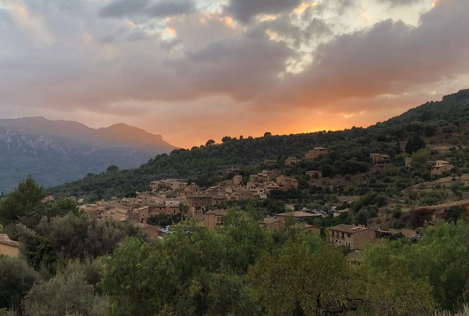 Tramuntana Home with Unrivaled Valley Views - Fornalutx, Mallorca, Spain