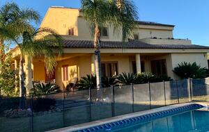 Countryside Home with Pool Near Valencia - Valencia, Spain