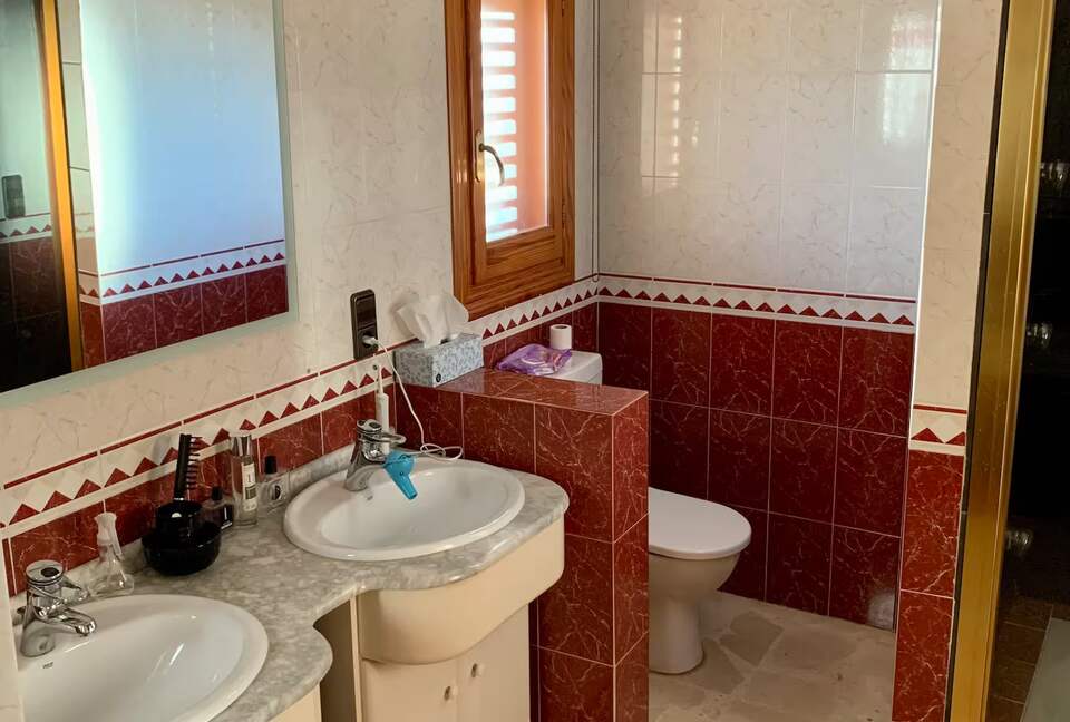 Countryside Home with Pool Near Valencia - Valencia, Spain