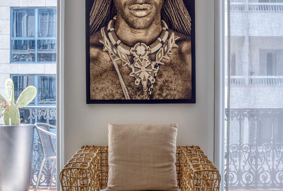 Elegant Two-Suite Apartment in the Heart of Cannes - Cannes, France