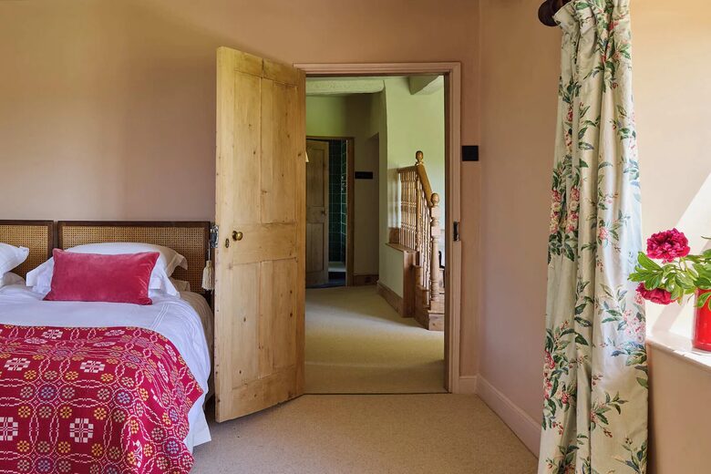 Seventeenth-Century Farmhouse Near Oxford & the Cotswolds - Kidlington, United Kingdom