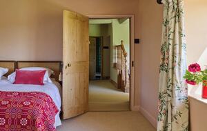 Seventeenth-Century Farmhouse Near Oxford & the Cotswolds - Kidlington, United Kingdom