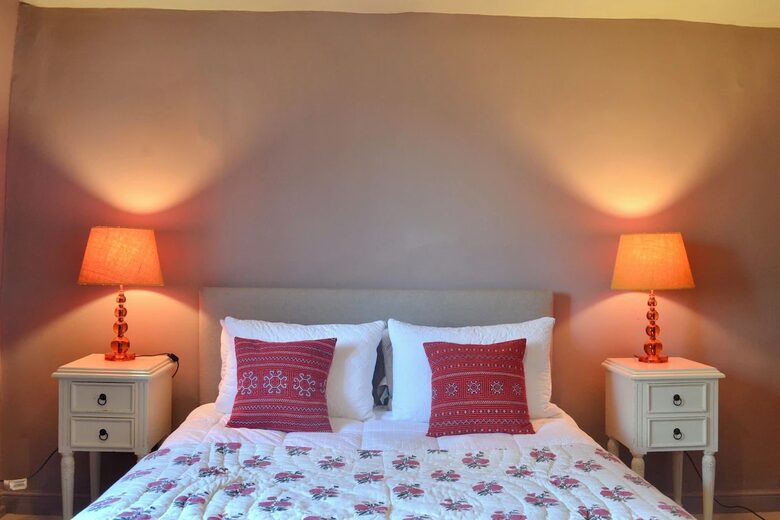 Seventeenth-Century Farmhouse Near Oxford & the Cotswolds - Kidlington, United Kingdom