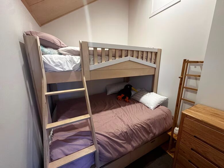 Last Paradise | A Peaceful Catlins Escape - Owaka, New Zealand