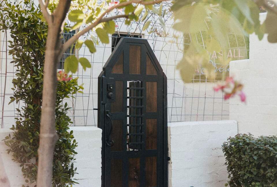 A Luxe Treehouse Retreat Above the Phoenix Canopy - Phoenix, Arizona