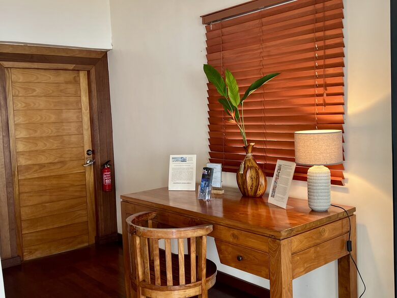 Ocean Breeze Villa | Sunset Views and Private Beach Access - Tevaitoa, French Polynesia