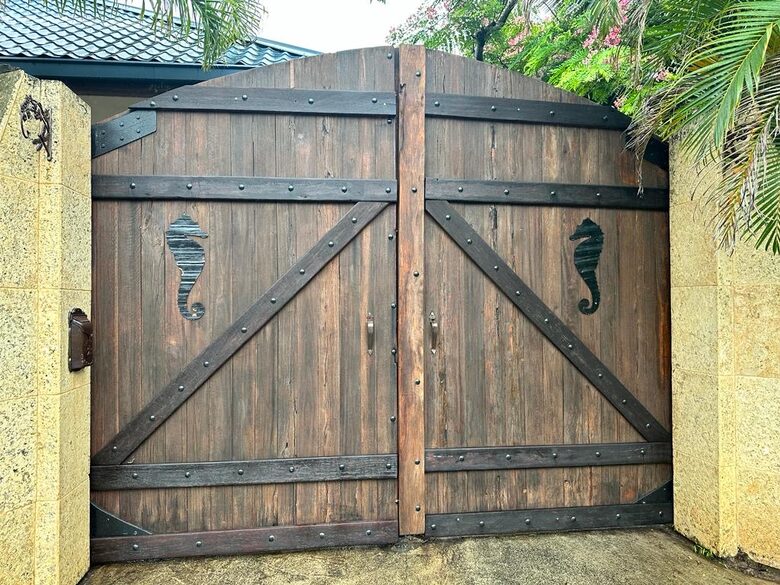 Ocean Breeze Villa | Sunset Views and Private Beach Access - Tevaitoa, French Polynesia