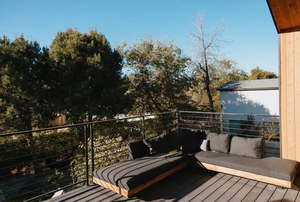 A Luxe Treehouse Retreat Above the Phoenix Canopy - Phoenix, Arizona