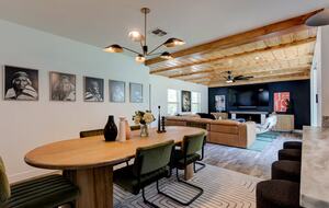 An Elevated Urban Escape in the Heart of Phoenix - Phoenix, Arizona