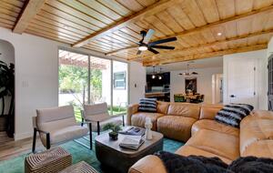 An Elevated Urban Escape in the Heart of Phoenix - Phoenix, Arizona