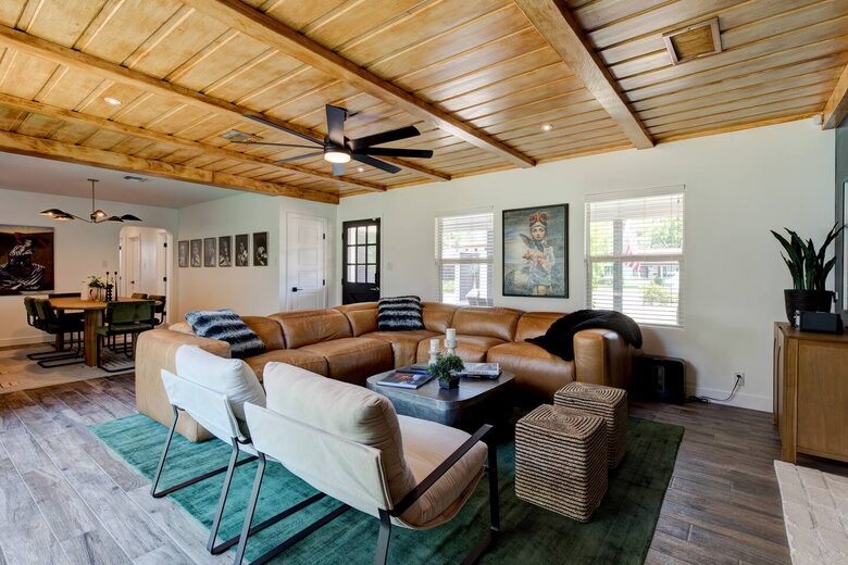 An Elevated Urban Escape in the Heart of Phoenix - Phoenix, Arizona