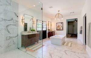 An Elevated Urban Escape in the Heart of Phoenix - Phoenix, Arizona