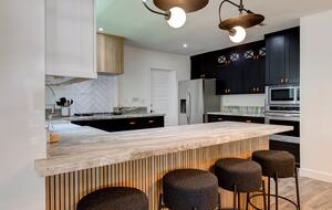 An Elevated Urban Escape in the Heart of Phoenix - Phoenix, Arizona