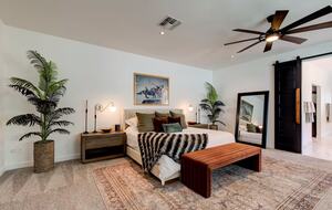 An Elevated Urban Escape in the Heart of Phoenix - Phoenix, Arizona