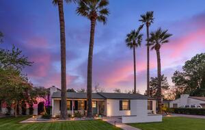 An Elevated Urban Escape in the Heart of Phoenix - Phoenix, Arizona