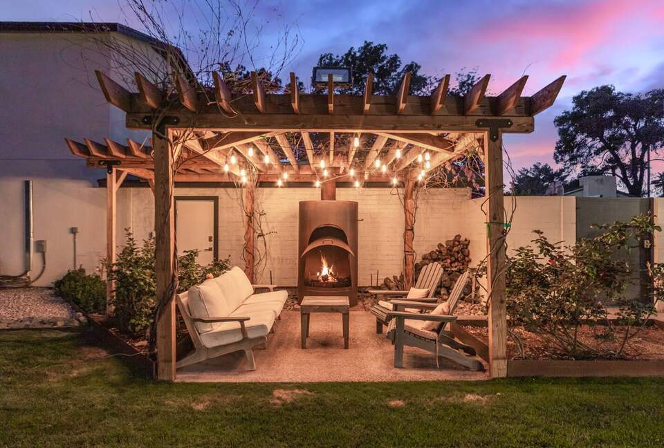 An Elevated Urban Escape in the Heart of Phoenix - Phoenix, Arizona