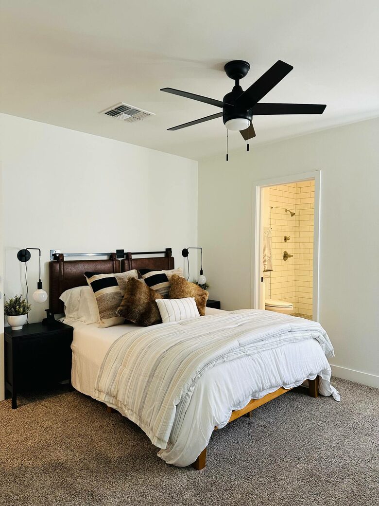 An Elevated Urban Escape in the Heart of Phoenix - Phoenix, Arizona