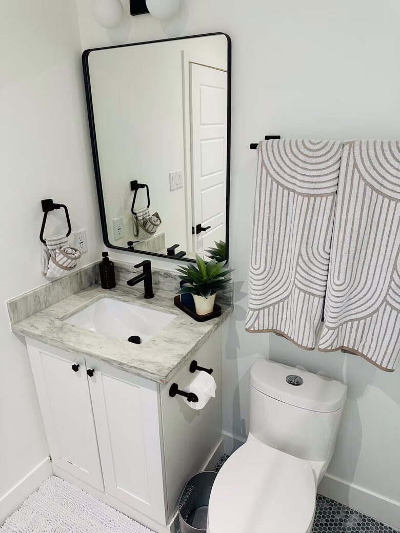 An Elevated Urban Escape in the Heart of Phoenix - Phoenix, Arizona