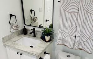 An Elevated Urban Escape in the Heart of Phoenix - Phoenix, Arizona