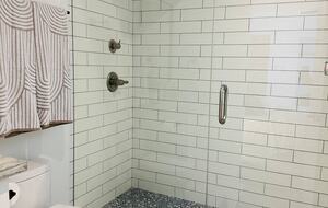 An Elevated Urban Escape in the Heart of Phoenix - Phoenix, Arizona