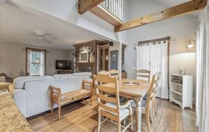 Walkable Charm Near Ogunquit Beach - Ogunquit, Maine