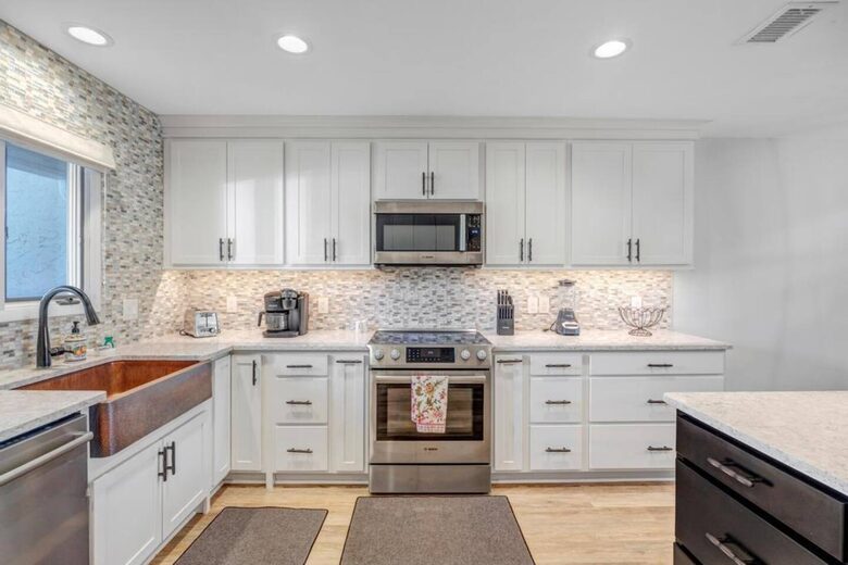 A Golf-Side Retreat in Sawgrass Country Club - Ponte Vedra Beach, Florida