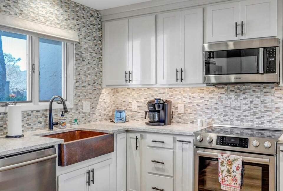 A Golf-Side Retreat in Sawgrass Country Club - Ponte Vedra Beach, Florida