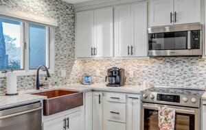 A Golf-Side Retreat in Sawgrass Country Club - Ponte Vedra Beach, Florida