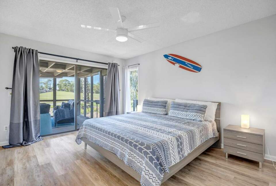 A Golf-Side Retreat in Sawgrass Country Club - Ponte Vedra Beach, Florida