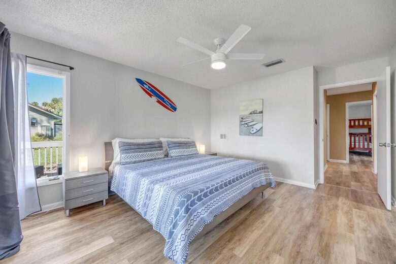 A Golf-Side Retreat in Sawgrass Country Club - Ponte Vedra Beach, Florida