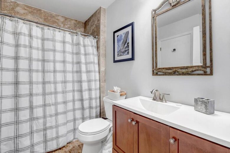 A Golf-Side Retreat in Sawgrass Country Club - Ponte Vedra Beach, Florida