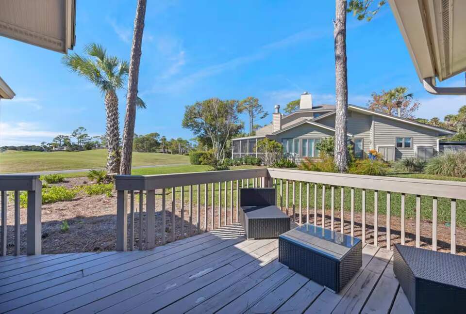 A Golf-Side Retreat in Sawgrass Country Club - Ponte Vedra Beach, Florida
