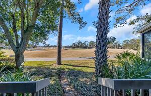 A Golf-Side Retreat in Sawgrass Country Club - Ponte Vedra Beach, Florida