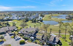 A Golf-Side Retreat in Sawgrass Country Club - Ponte Vedra Beach, Florida