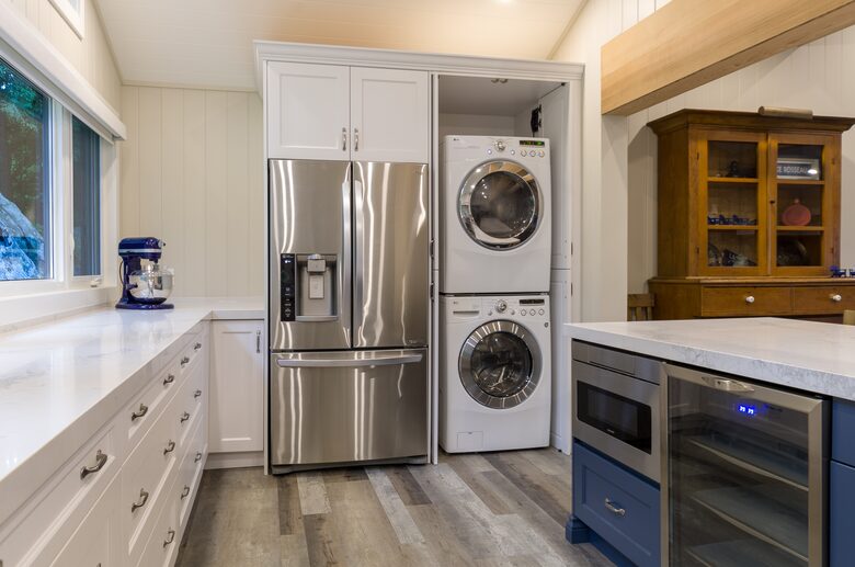 Calm Water Retreat on Lake Rosseau - Muskoka, Canada