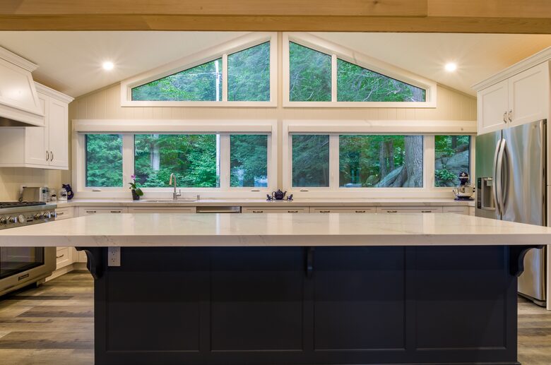 Calm Water Retreat on Lake Rosseau - Muskoka, Canada