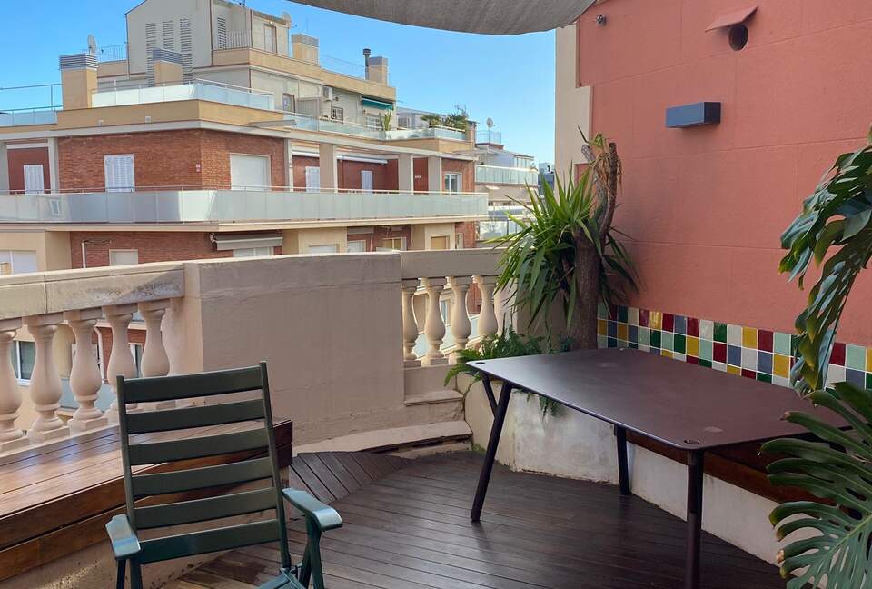 An Elegant Barcelona Residence with Private Terrace - Barcelona, Spain