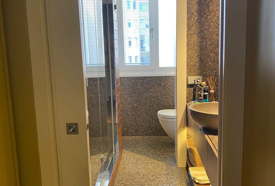 An Elegant Barcelona Residence with Private Terrace - Barcelona, Spain