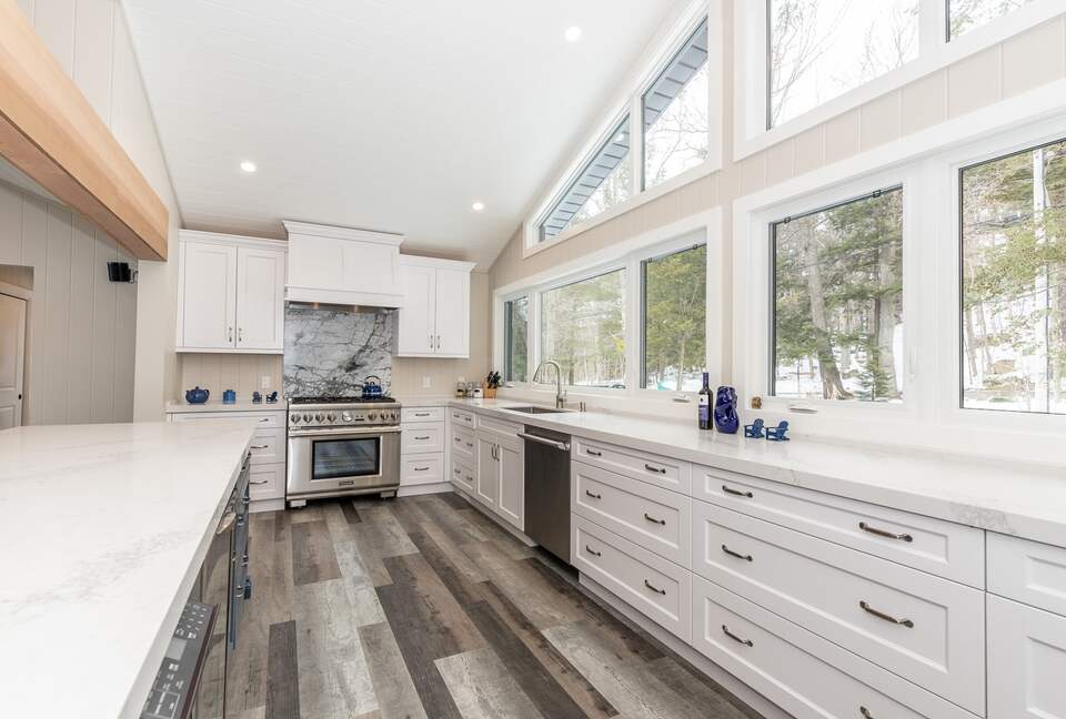 Calm Water Retreat on Lake Rosseau - Muskoka, Canada