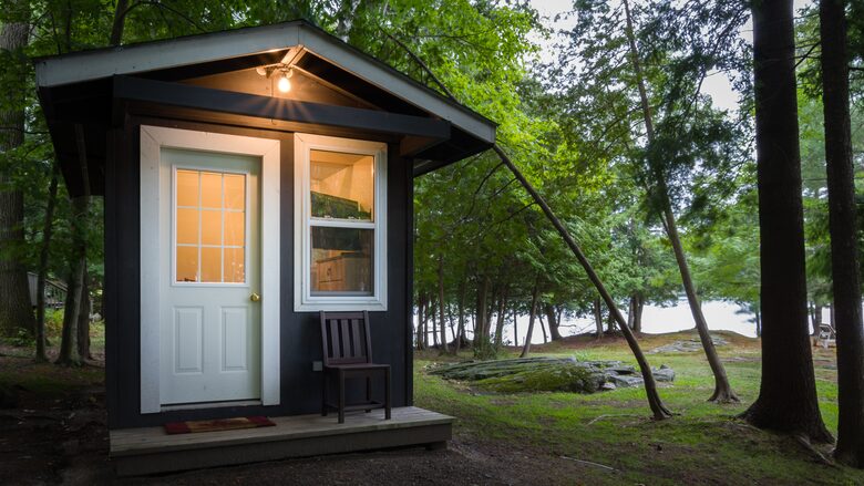 Calm Water Retreat on Lake Rosseau - Muskoka, Canada