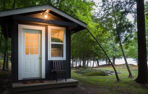 Calm Water Retreat on Lake Rosseau - Muskoka, Canada