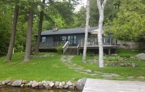 Calm Water Retreat on Lake Rosseau - Muskoka, Canada