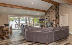 Calm Water Retreat on Lake Rosseau - Muskoka, Canada