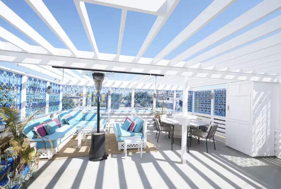 Steps-to-Beach Marina del Rey Home with Ocean-View Rooftop Living - Marina del Rey, California