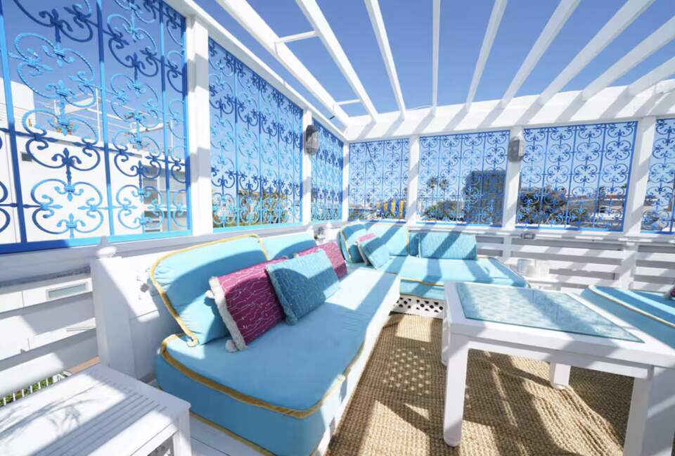 Steps-to-Beach Marina del Rey Home with Ocean-View Rooftop Living - Marina del Rey, California