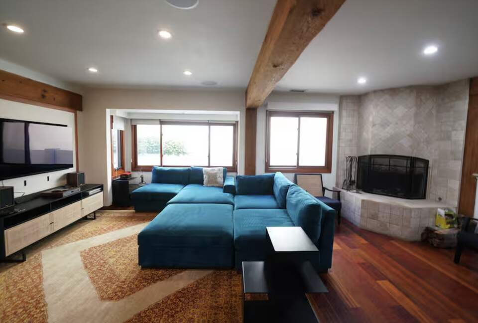 Steps-to-Beach Marina del Rey Home with Ocean-View Rooftop Living - Marina del Rey, California