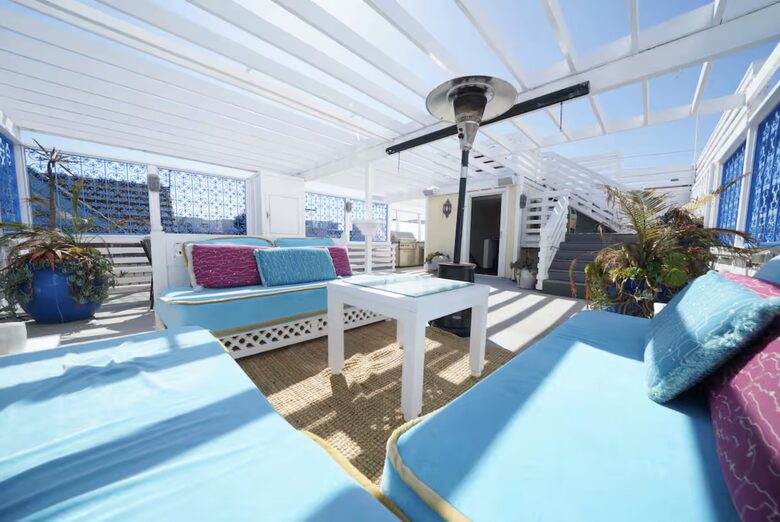 Steps-to-Beach Marina del Rey Home with Ocean-View Rooftop Living - Marina del Rey, California